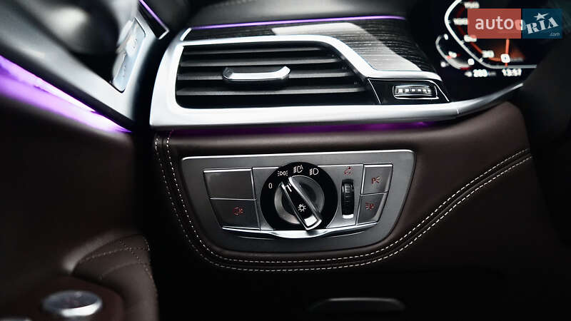 Седан BMW 7 Series 2022 в Львові фото 28 Седан BMW 7 Series 2022 в Львові