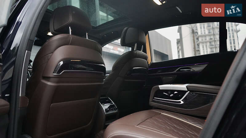 Седан BMW 7 Series 2022 в Львові фото 64 Седан BMW 7 Series 2022 в Львові