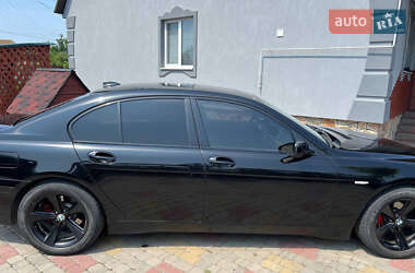Седан BMW 7 Series 2005 в 