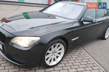 Седан BMW 7 Series 2008 в Виноградові