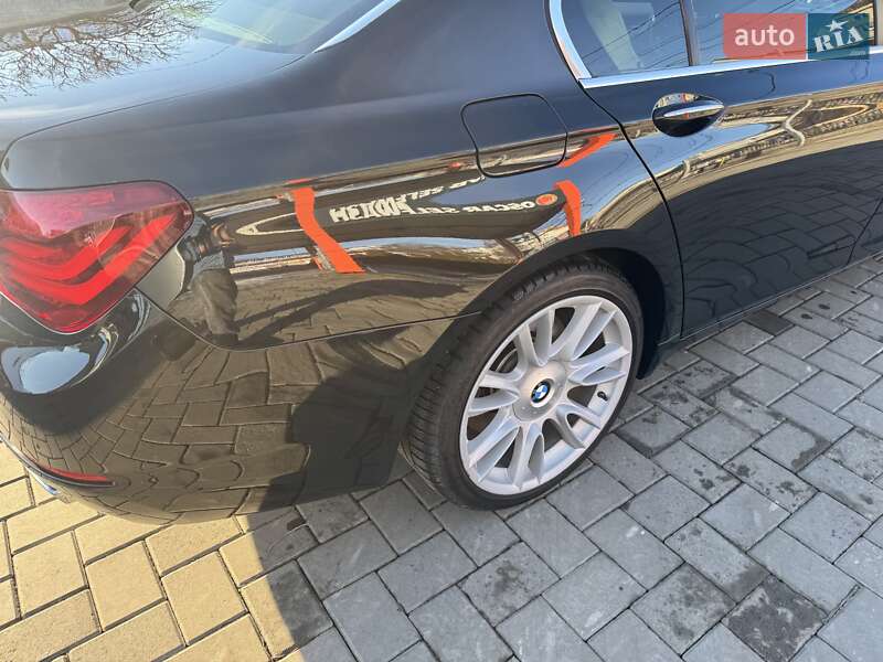 Седан BMW 7 Series 2014 в Черновцах