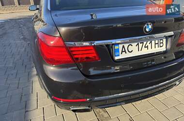 Седан BMW 7 Series 2014 в Черновцах