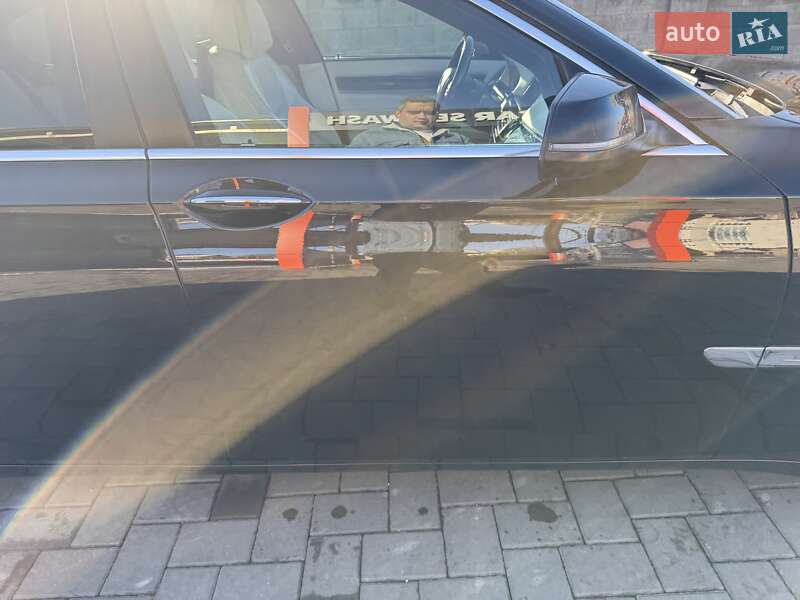 Седан BMW 7 Series 2014 в Черновцах