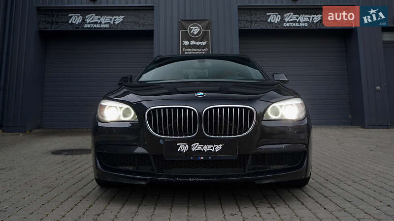 Седан BMW 7 Series 2014 в Львові