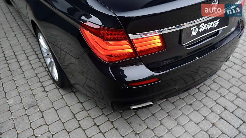 Седан BMW 7 Series 2014 в Львові