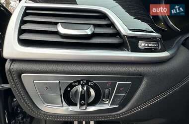 Седан BMW 7 Series 2016 в 