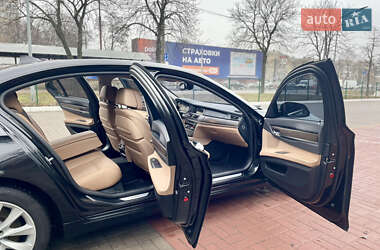 Седан BMW 7 Series 2014 в 
