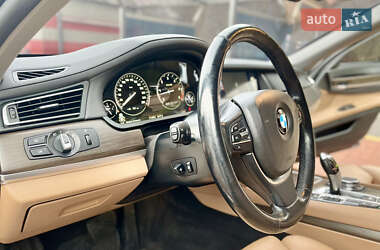 Седан BMW 7 Series 2014 в 