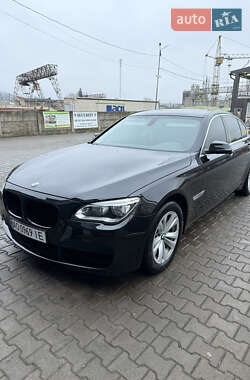 Седан BMW 7 Series 2014 в Мукачевому