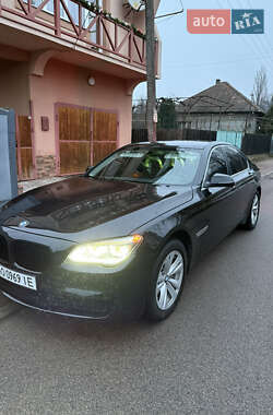 Седан BMW 7 Series 2014 в Мукачевому