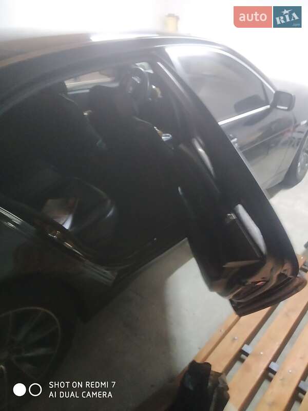 Седан BMW 7 Series 2003 в Первомайске