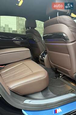 Седан BMW 7 Series 2022 в 