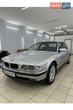 Седан BMW 7 Series 2001 в Чернівцях