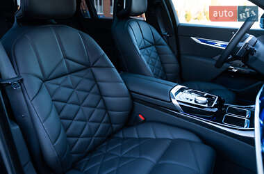 Седан BMW 7 Series 2024 в 