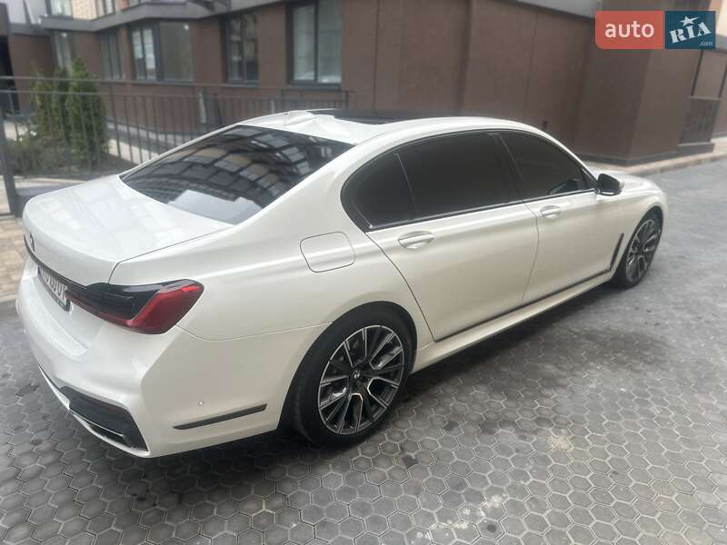 Седан BMW 7 Series 2017 в Одессе