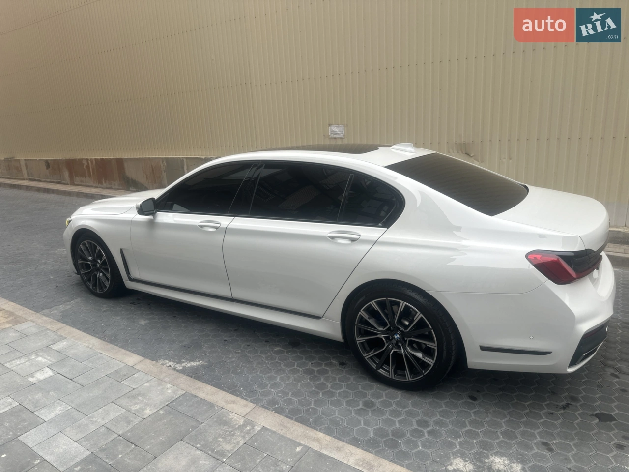 2017 BMW 7er - мініатюра 12