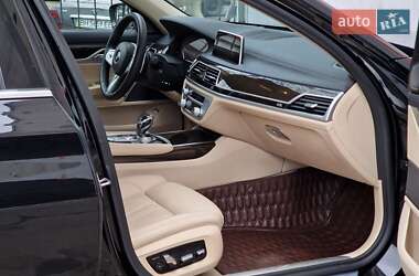 Седан BMW 7 Series 2019 в 