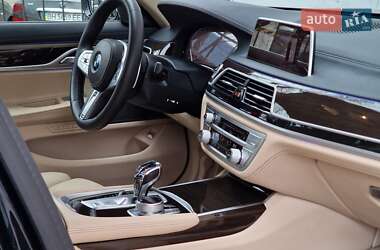 Седан BMW 7 Series 2019 в 