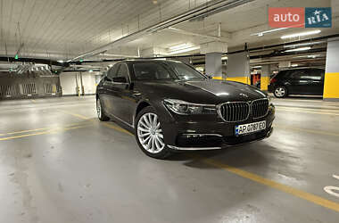 Седан BMW 7 Series 2016 в 