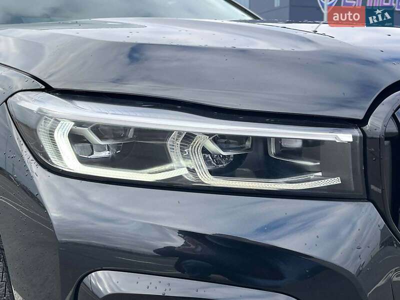 Седан BMW 7 Series 2018 в Львові