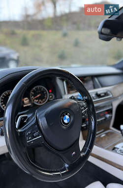 Седан BMW 7 Series 2013 в Чернівцях