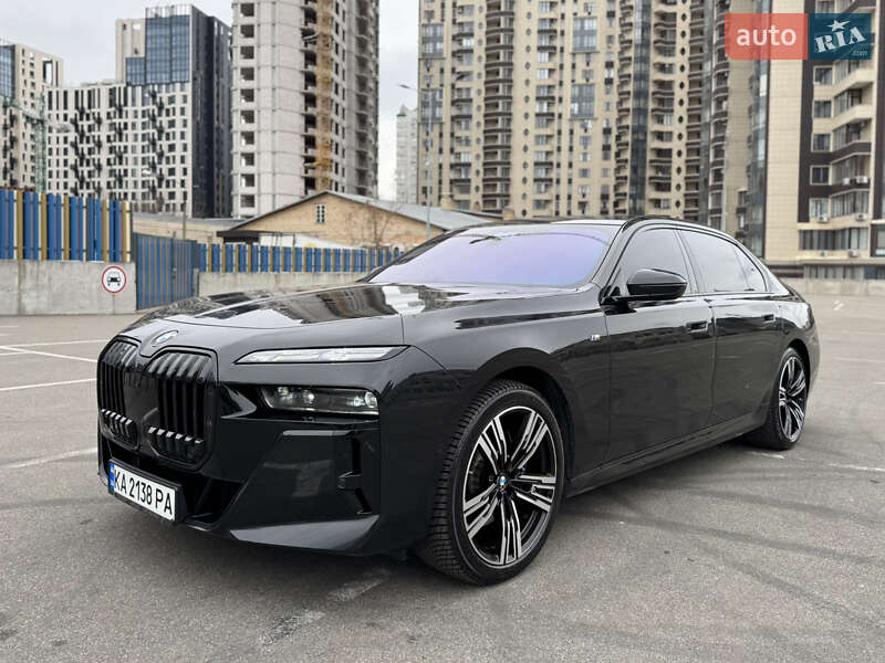 Седан BMW 7 Series 2023 в Киеве фото 4 Седан BMW 7 Series 2023 в Киеве