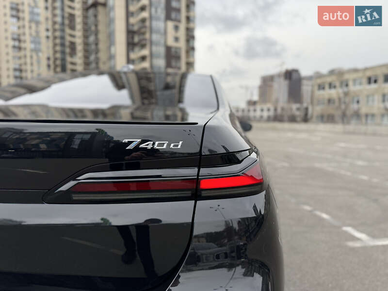 Седан BMW 7 Series 2023 в Киеве фото 34 Седан BMW 7 Series 2023 в Киеве