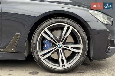 Седан BMW 7 Series 2018 в 