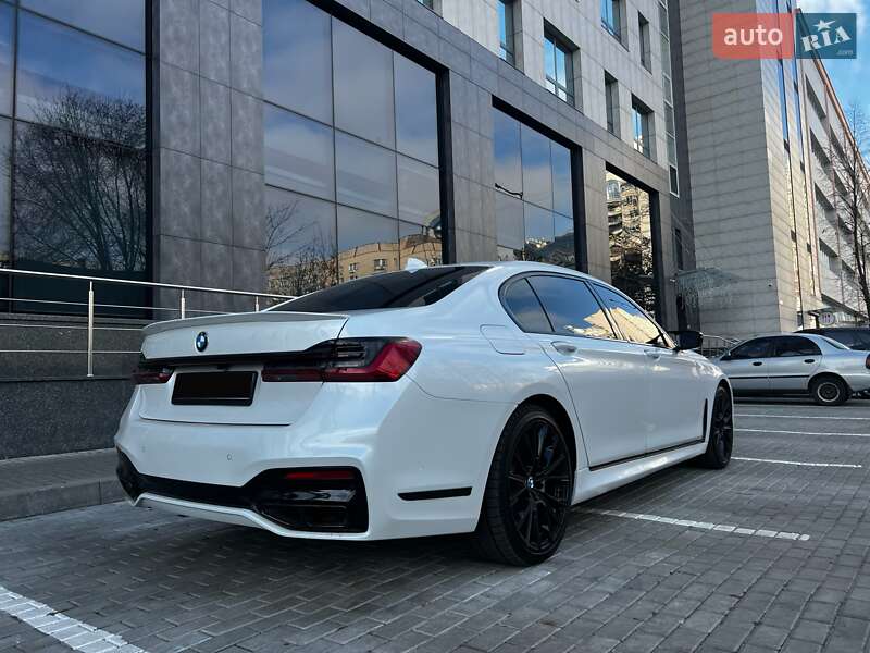 Седан BMW 7 Series 2017 в Києві