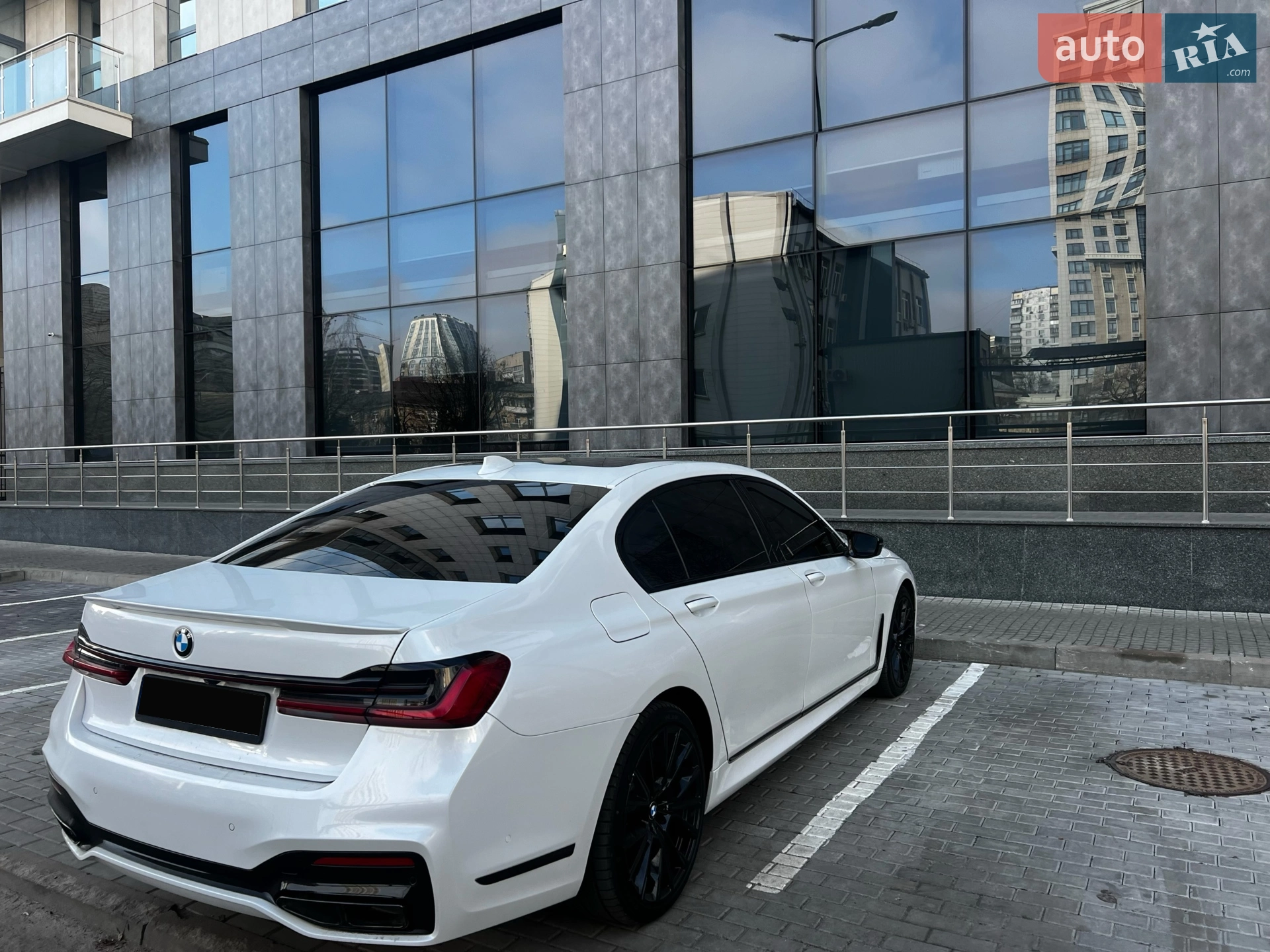 2017 BMW 7er - мініатюра 15