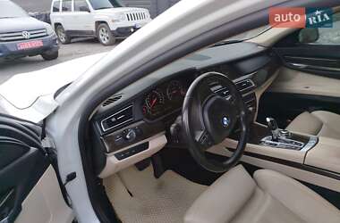 Седан BMW 7 Series 2011 в Ровно