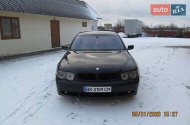 Седан BMW 7 Series 2004 в Вараші