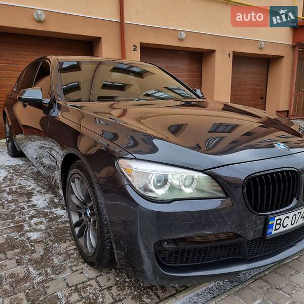 Седан BMW 7 Series 2014 в Львові