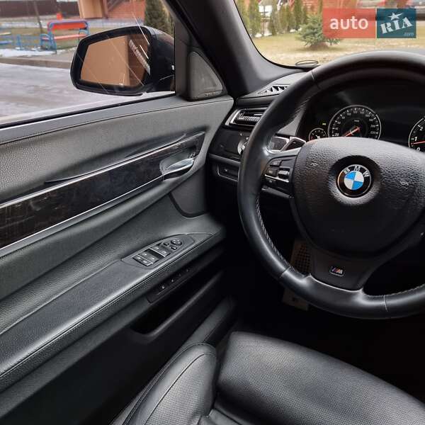 Седан BMW 7 Series 2014 в Львові