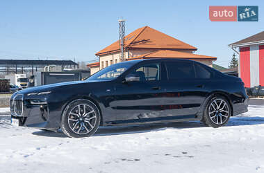 Седан BMW 7 Series 2024 в 