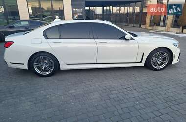 Седан BMW 7 Series 2019 в 