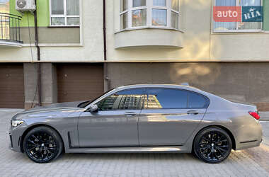 Седан BMW 7 Series 2022 в 