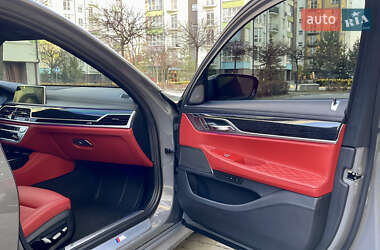 Седан BMW 7 Series 2022 в 