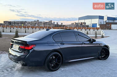 Седан BMW 7 Series 2016 в 