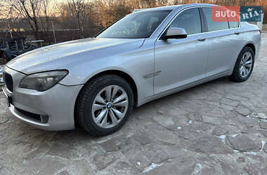 Седан BMW 7 Series 2009 в Бучачі