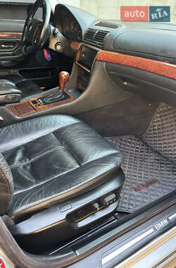 Седан BMW 7 Series 2000 в 