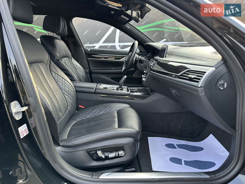 Седан BMW 7 Series 2019 в Києві