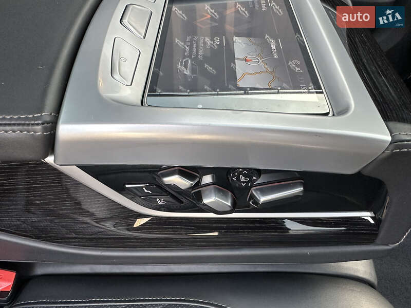 Седан BMW 7 Series 2019 в Києві