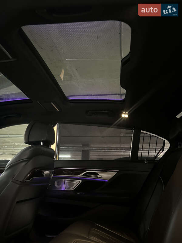 Седан BMW 7 Series 2019 в Киеве фото 25 Седан BMW 7 Series 2019 в Киеве