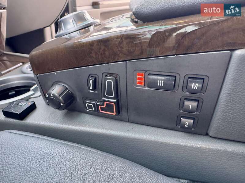 Седан BMW 7 Series 2003 в Одессе