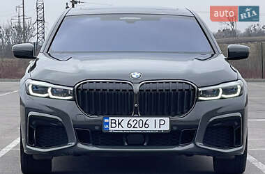Седан BMW 7 Series 2020 в Рівному
