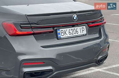 Седан BMW 7 Series 2020 в Рівному