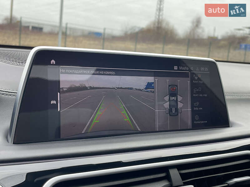 Седан BMW 7 Series 2020 в Ровно