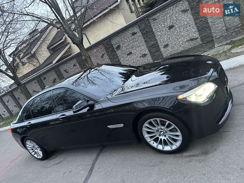 Седан BMW 7 Series 2012 в Днепре