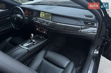 Седан BMW 7 Series 2012 в Днепре